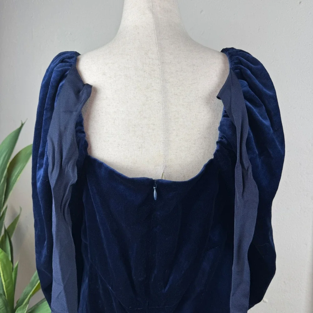 Romantic Dark Academia Feminine Banana Republic Velvet Top Womens M Navy NWT